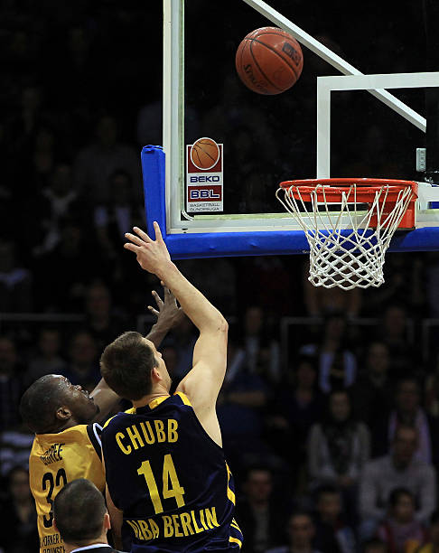 在他的带领 在他的带领