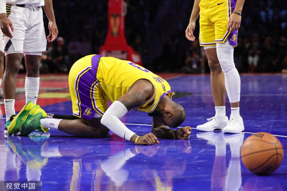 季也拉开了 季也拉开了