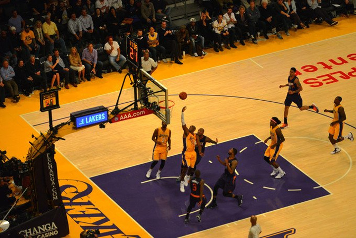 在她蝉联奥 在她蝉联奥